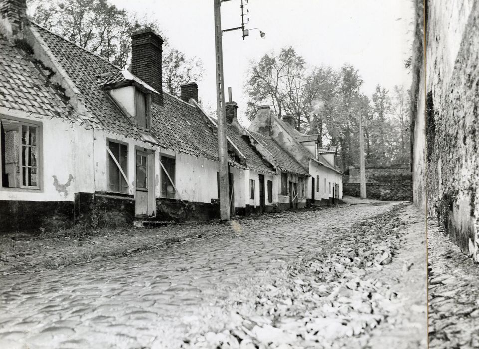 vue générale des façades sur rue