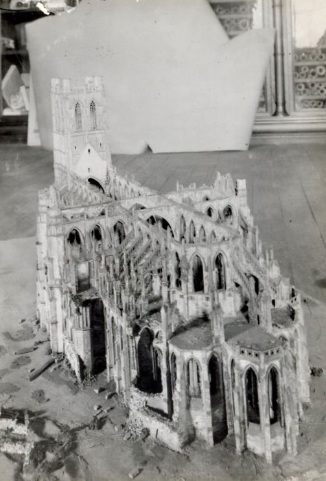 maquette de l’église Saint-Bertin