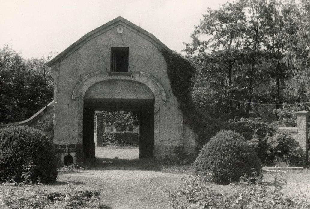 porche d’entrée, façade sud