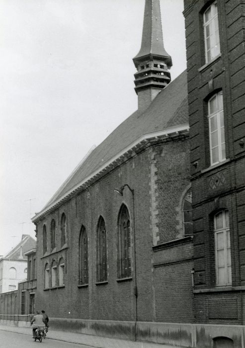 chapelle, façade latérale sur la rue de Tournai