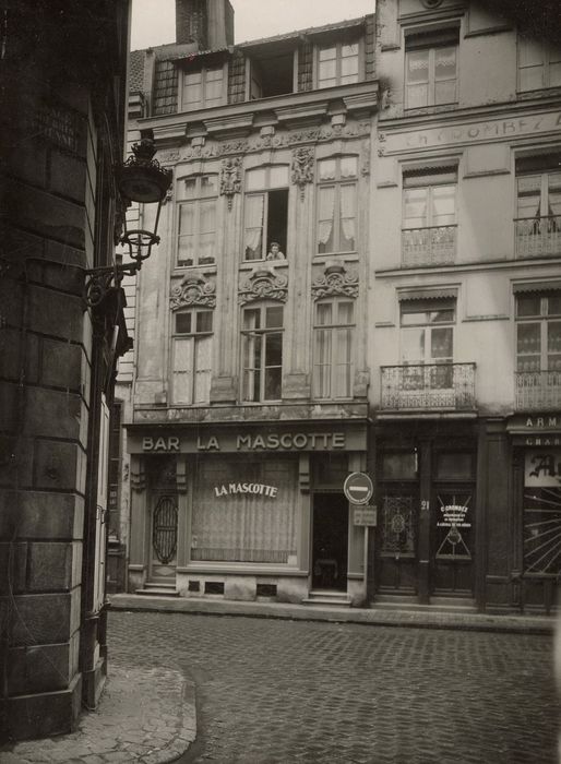 façade sur rue