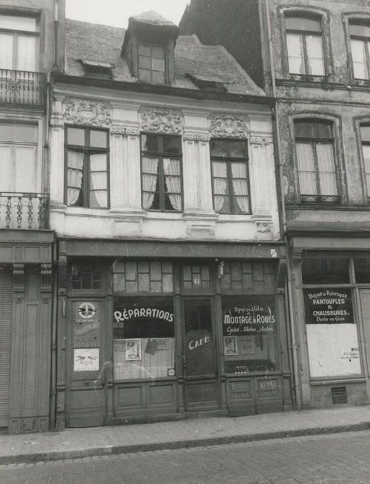 façade sur rue