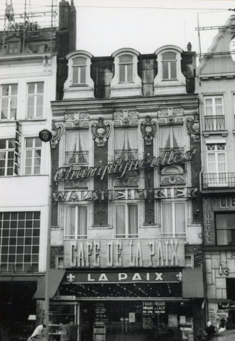 façade sur rue