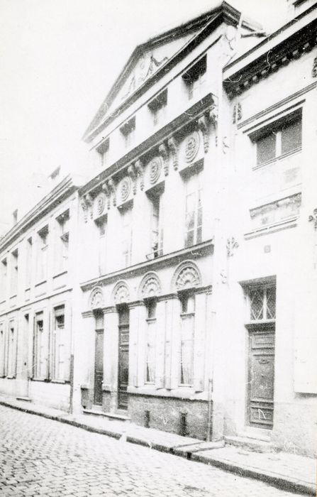 façade sur rue