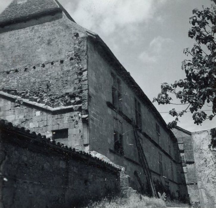 façade sud-est et pignon sud-ouest