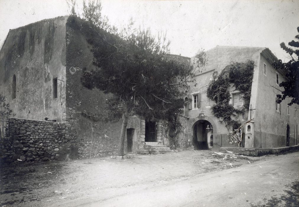 chapelle et bâtiment annexe, façades sud-ouest et sud-est