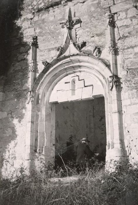 chapelle, portail d’accès sud