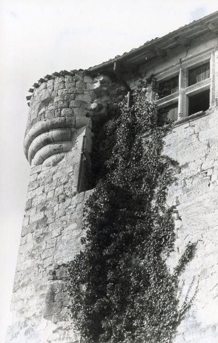 échauguette à l’angle sud-est