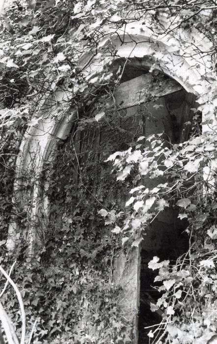 chapelle, portail d’accès sud-ouest