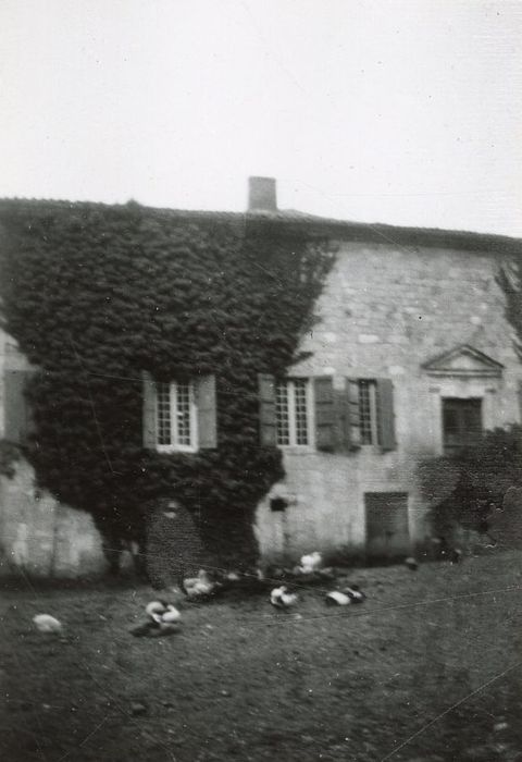 façade sud-ouest, vue partielle