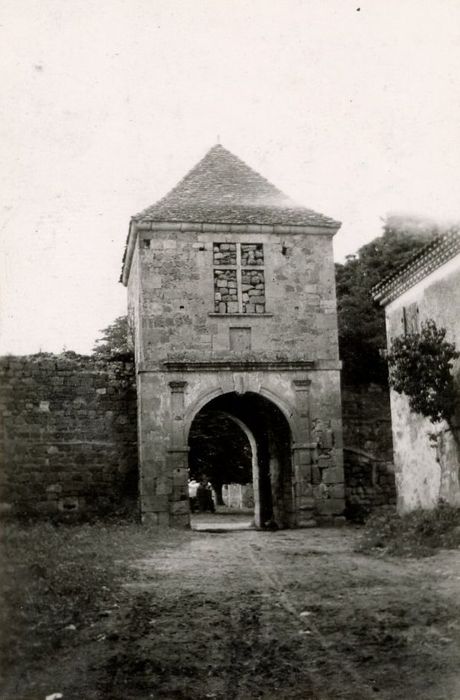 tour-porche, élévation est