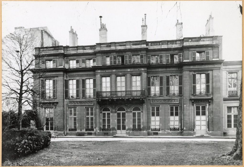 façade sur jardin