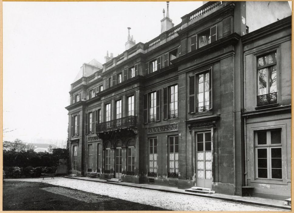 façade sur jardin