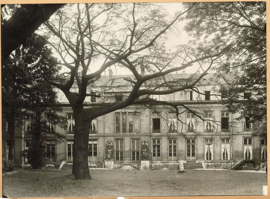 façade sur jardin