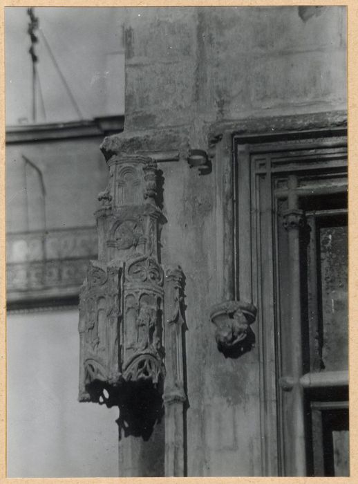 façade sur l’ancienne Grand’Rue, détail décoratif