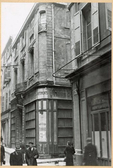 vue partielle des façades sur rues