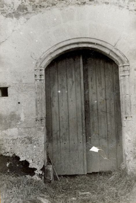 bâtiment monastique, porte d’accès