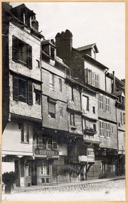 façades sur le quai