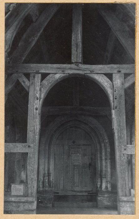 porche d’accès ouest, vue partielle