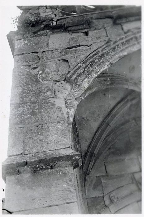 détail des maçonneries, angle nord-ouest
