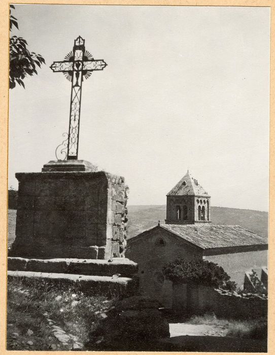 vue partielle de l’église depuis le Sud-Ouest