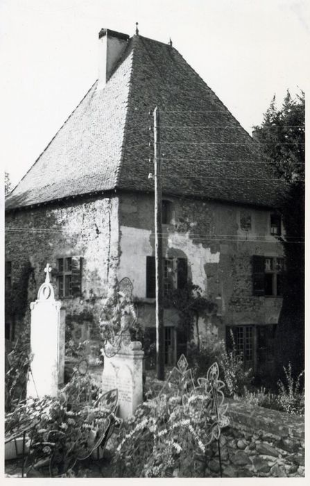 façades sud et est, vue partielle