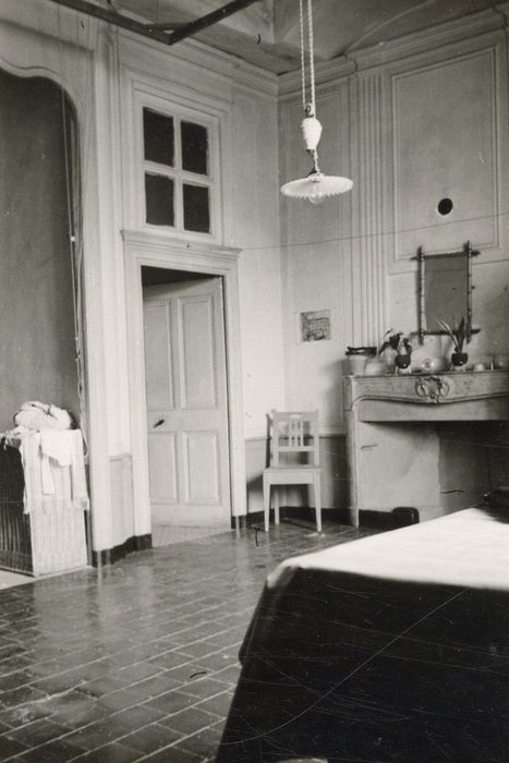 pièce non localisée, chambre à alcôve, vue partielle