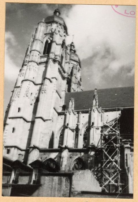 façade latérale sud, vue partielle