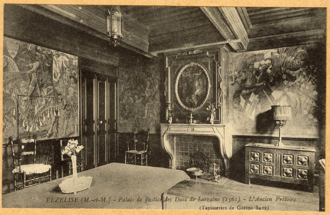 pièce non localisée, vue partielle