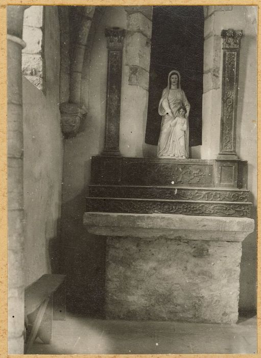 groupe sculpté : Éducation de la Vierge