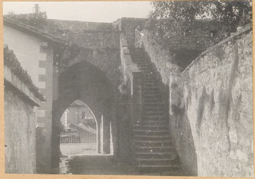 porte de ville, élévation est