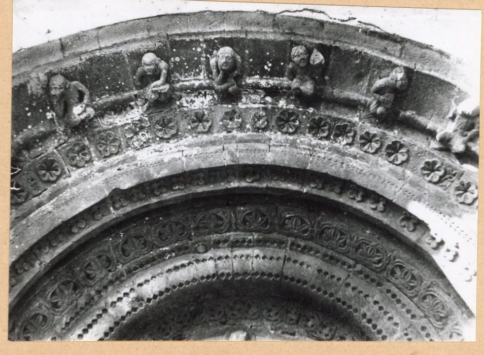 portail d’accès ouest, détail des voussures