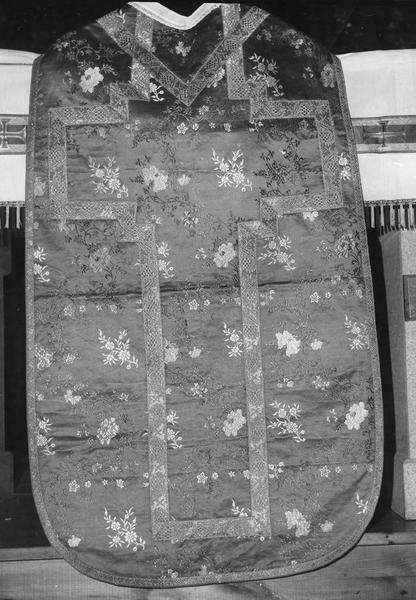 chasuble - © Ministère de la Culture (France), Médiathèque du patrimoine et de la photographie (objets mobiliers), tous droits réservés