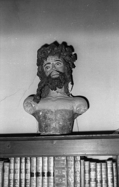 tête : Christ - © Ministère de la Culture (France), Médiathèque du patrimoine et de la photographie (objets mobiliers), tous droits réservés