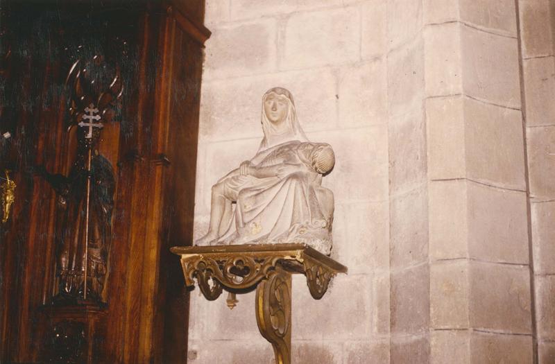 groupe sculpté : Vierge de Pitié - © Ministère de la Culture (France), Médiathèque du patrimoine et de la photographie (objets mobiliers), tous droits réservés