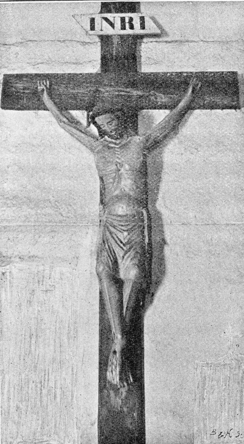 statue : Christ en croix, vue générale