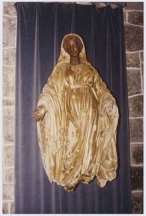 statue : Vierge