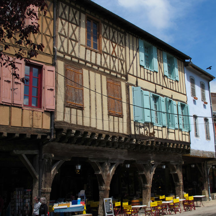 Elévation générale depuis la place