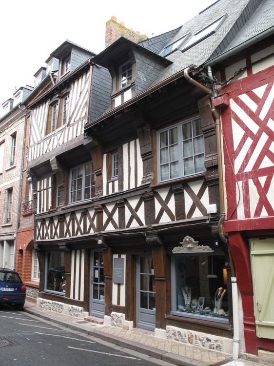 Élévation sur rue