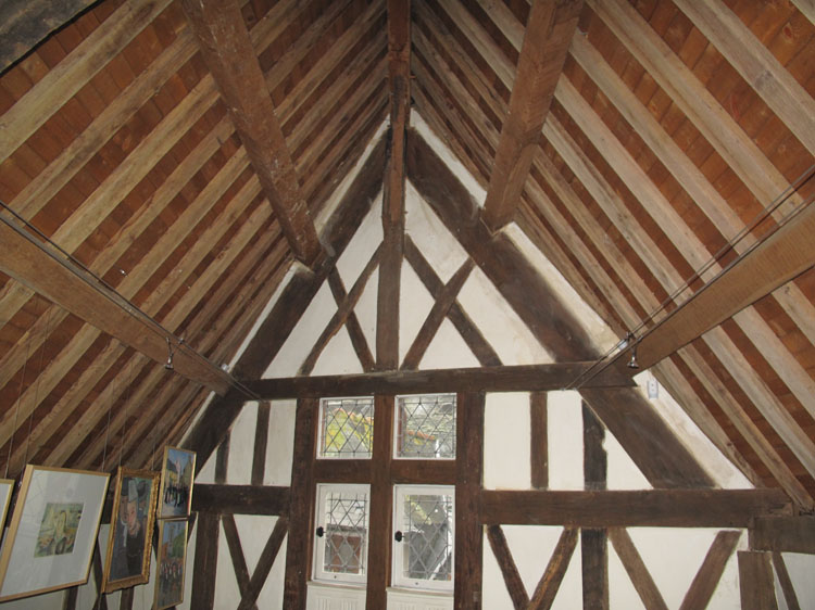 Intérieur : ferme de toit