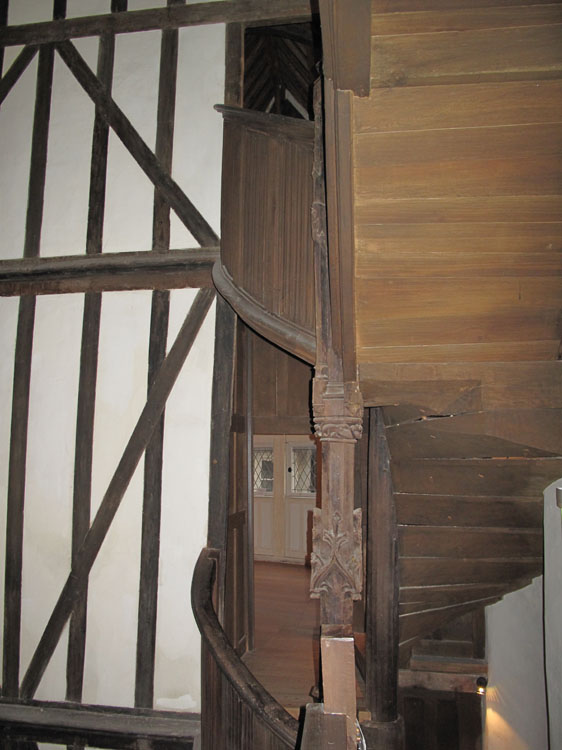 Intérieur : escalier à vis