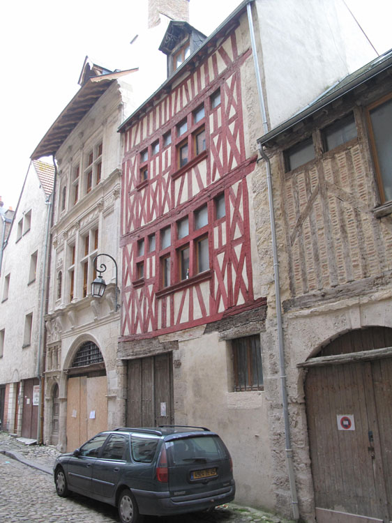 Façades sur rue ; pan de bois