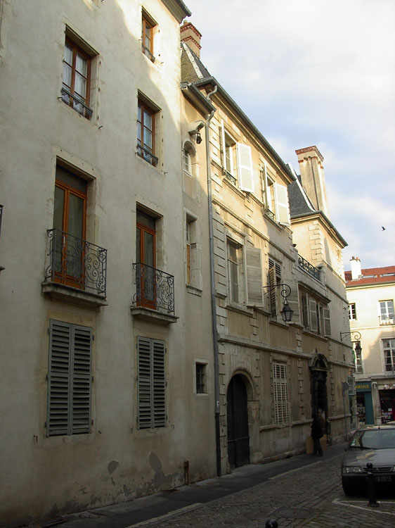 Façade sur rue