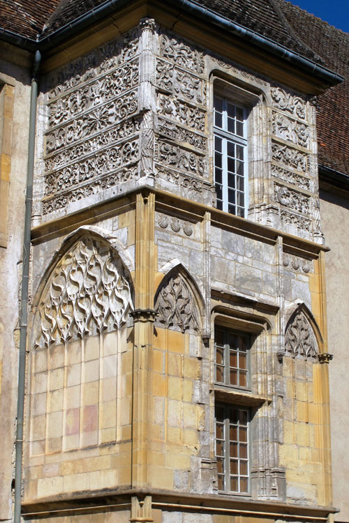 Palais Jacques d'Amboise : façade