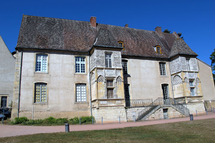 Palais Jacques d'Amboise : vue d'ensemble