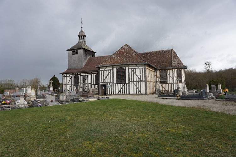 Façades sud et est, et cimetière