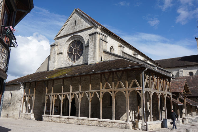 Façades ouest et sud : Halloy