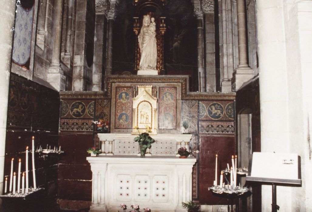 Autel Notre-Dame