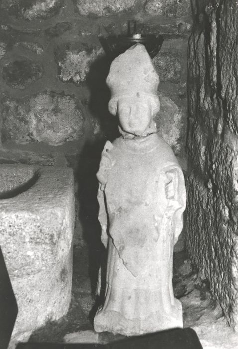 statue : évêque
