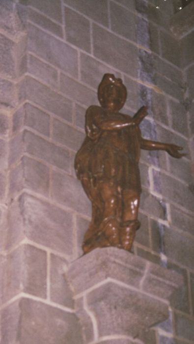 statue : saint Maurice